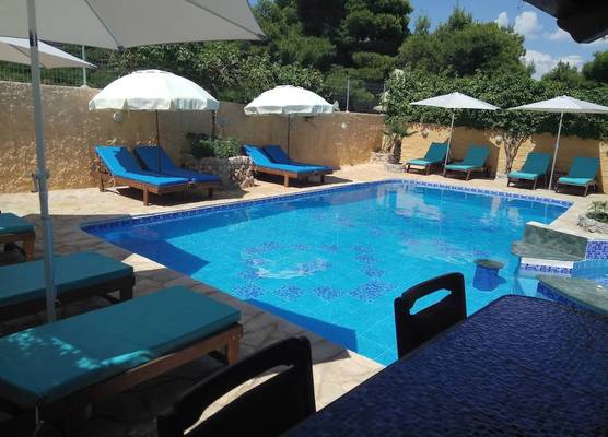 Guest House Kithairon 1