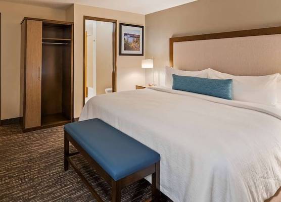 Best Western Plus Hudson I-94 1