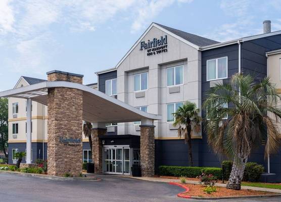 Fairfield Inn & Suites Beaumont 1