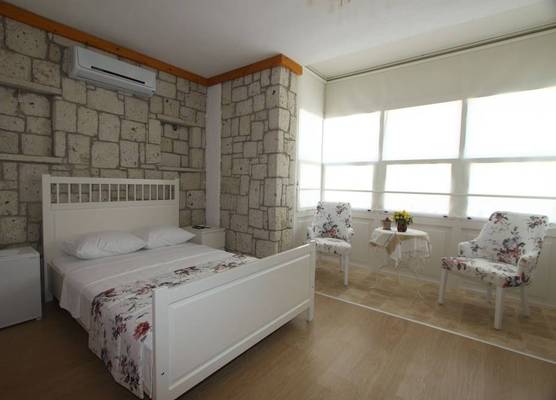 Kemerlihan Deluxe Hotel 1