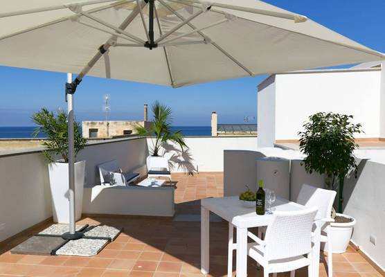 ZIBIBBO SUITES & ROOMS - Aparthotel in Centro Storico a Trapani 1