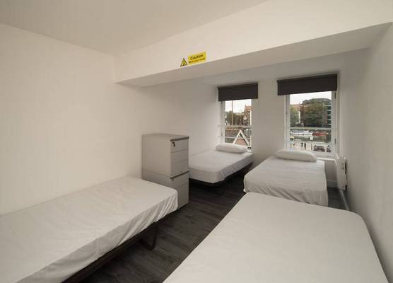 Harbourside Hostel Bristol 1