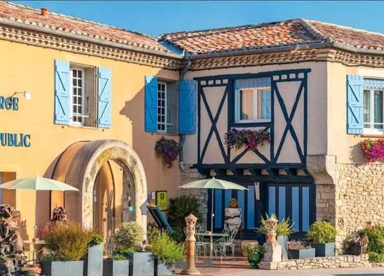 Auberge du Poids Public Logis Hotel 1