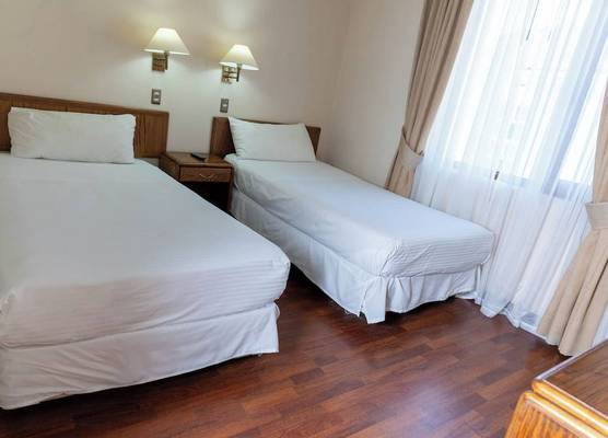 Hotel Francisco De Aguirre 1