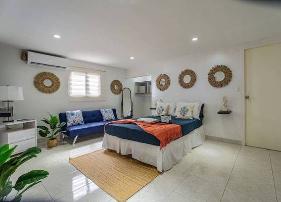 Love and Peace Vacation Rental Aruba 1