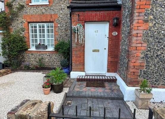 Bushey Guest House 1