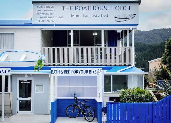 The Boathouse Lodge 1