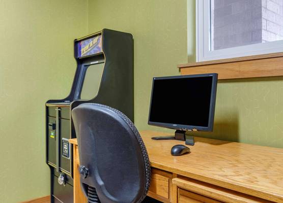 Coratel Inn & Suites By Jasper River Falls 1