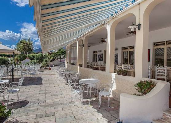Hotel Sandalyon 1