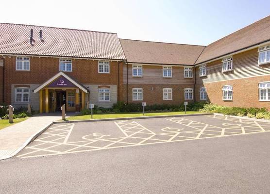 Premier Inn Petersfield 1