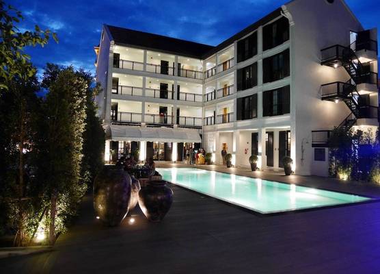Buri Siri Boutique Hotel 1