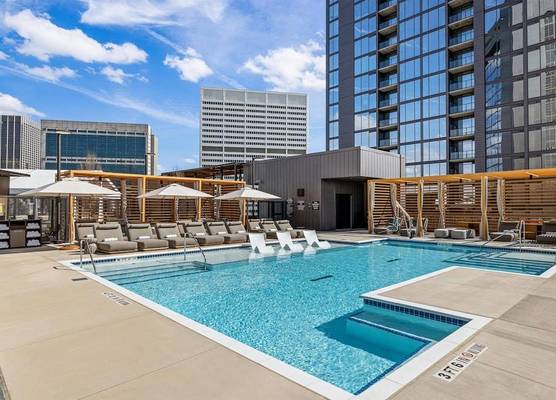 Hotel Phoenix Atlanta 1
