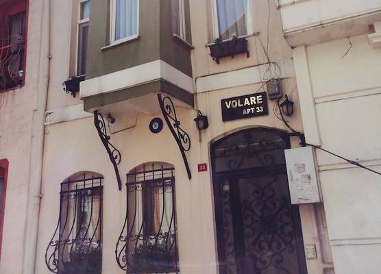 Volare Apart 1