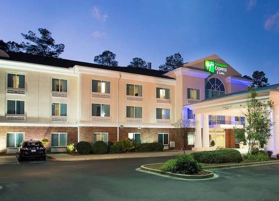 Holiday Inn Express & Suites WALTERBORO I-95 by IHG 1