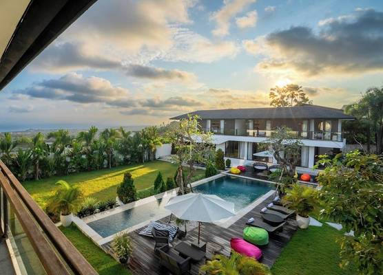 Mahameru Uluwatu 1