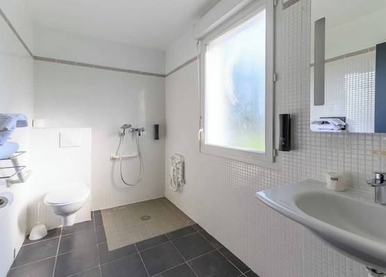 B&B HOTEL Compiègne Thourotte 1