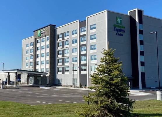 Holiday Inn Express & Suites AURORA by IHG 1