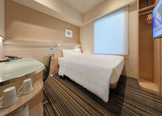 Keio Presso Inn Tokyo Station Yaesu 1