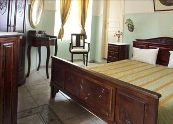 Monte Kristo Hotel 1
