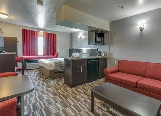 Oklahoma City Air Hotel 1