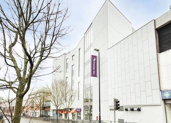 Premier Inn London Sutton 1