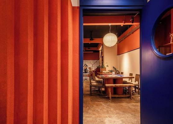 Blu Dock Restel Bangkok 1