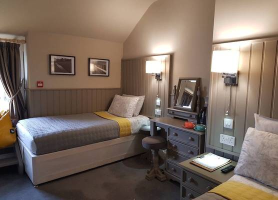Bull Hotel 1