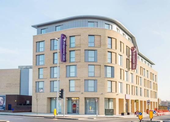 Premier Inn Cambridge East - Newmarket Road 1