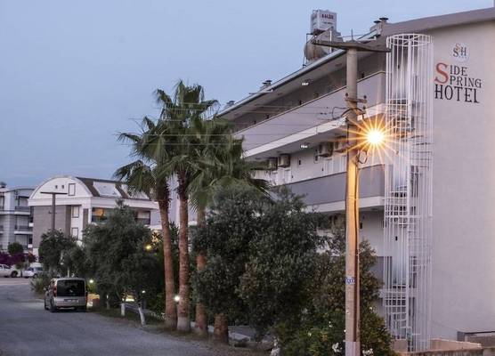 Side Spring Hotel 1