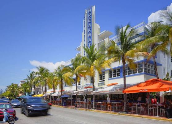 Hotel Breakwater South Beach 1