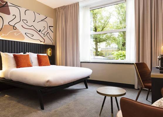 Huygens Place Amsterdam 1