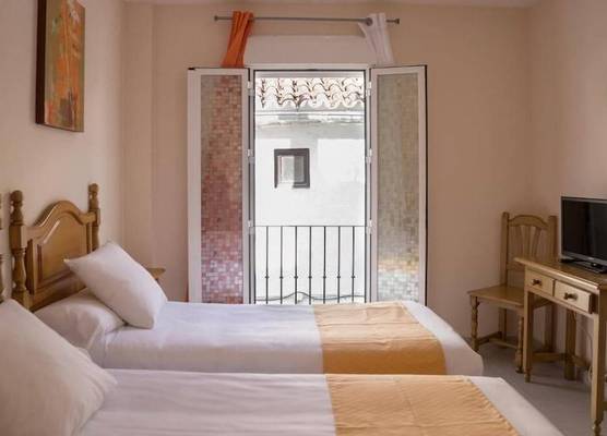 Mare Estepona Hotel 1