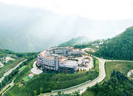 Lady Hill Sapa Resort 1