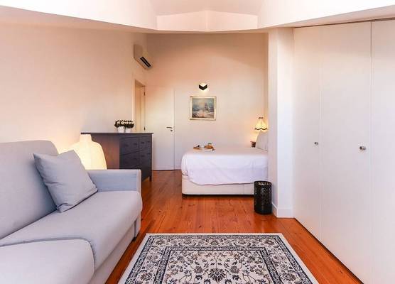 AZZULEA Avenida Apartments 1