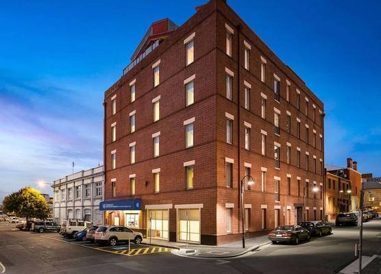 Hobart Waterfront Apartments 1