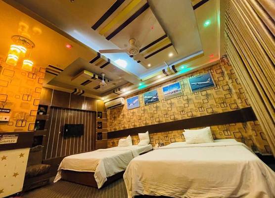 Hotel Luxury Inn 1