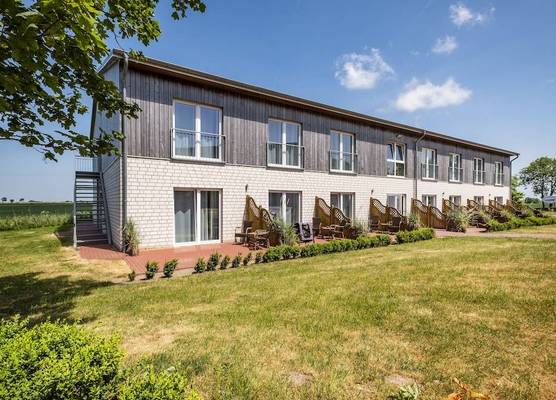 Hotel Pharisäerhof - DAS Hundehotel auf Nordstrand mit Restaurant und Café 1