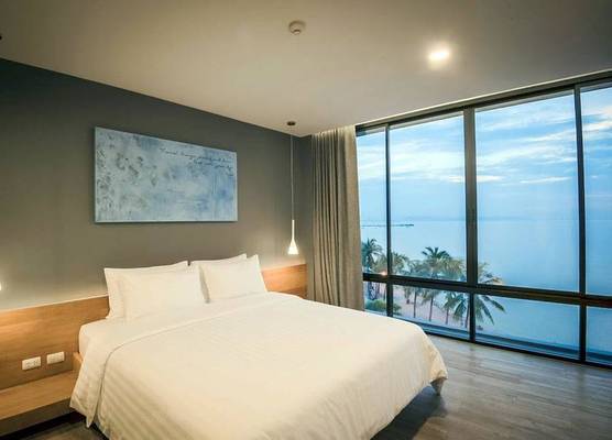 Kalm Bangsaen Hotel 1
