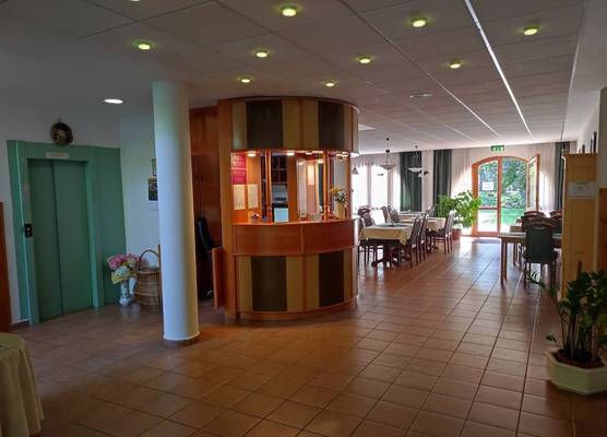 Ágnes Hotel 1