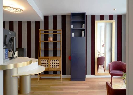 Hôtel Le Montmartre Saint Pierre 1