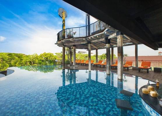 Sun Island Hotel & Spa Legian 1