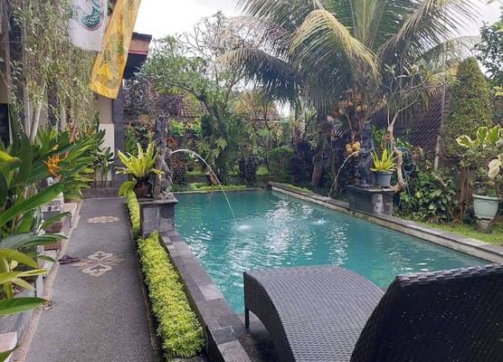 Super OYO Capital O Pondok Ayu Homestay 1