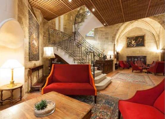 Hôtel des Augustins 1