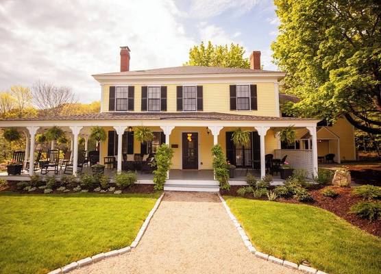Yellow House Inn 1