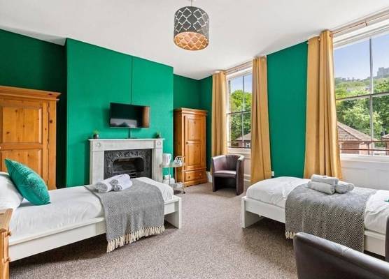 Dover Town Rooms 1