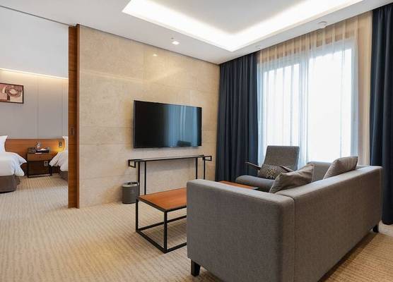 Gloucester Hotel Jeonju 1