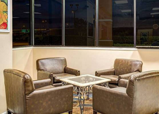 Days Inn by Wyndham York Alabama 1