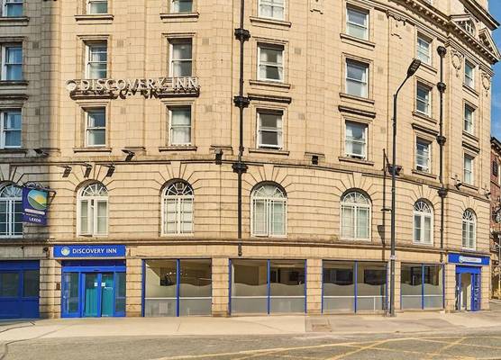 Discovery Inn - Leeds 1