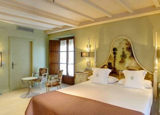 Hotel Sacristía de Santa Ana 1