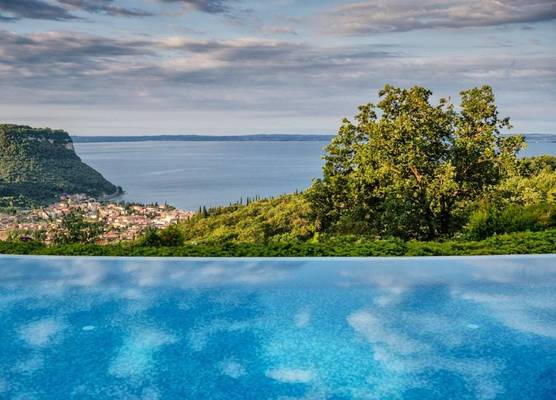 Madrigale Panoramic Lifestyle & Soulful Hotel 1